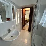 アパート Dora Location Near Beaches