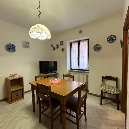 Dora Apartment