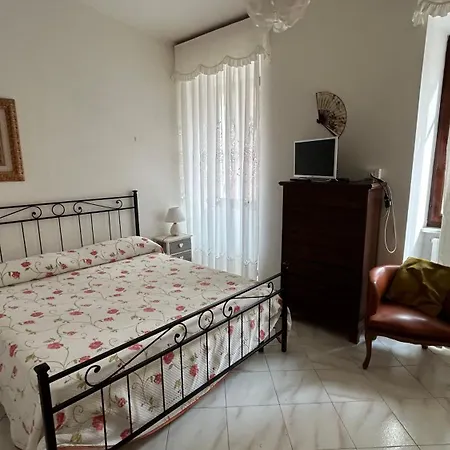 Apartment Dora *