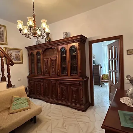 Dora Διαμέρισμα